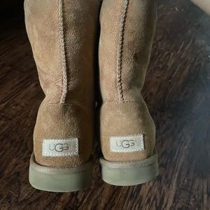 Womens Uggs size 8